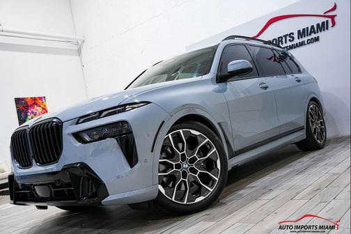 2025 BMW X7 xDrive40i