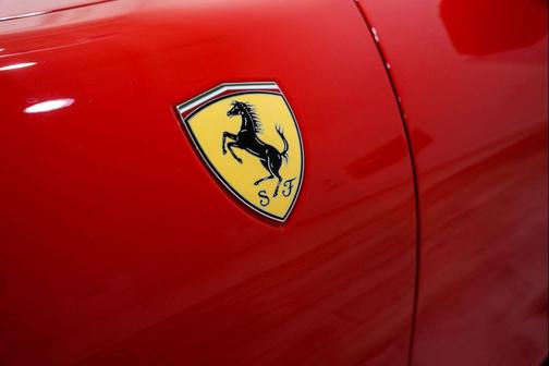 2023 Ferrari Roma Base