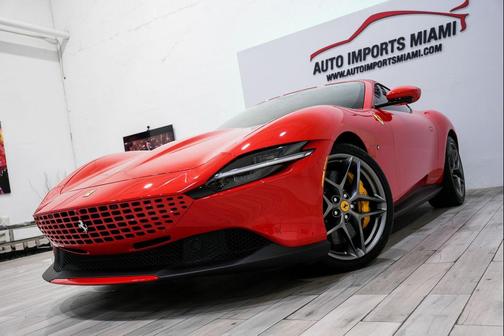 2023 Ferrari Roma Base