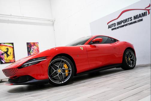 2023 Ferrari Roma Base