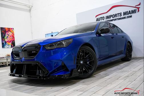 Marina Bay Blue Metallic 2026 BMW M5 Base