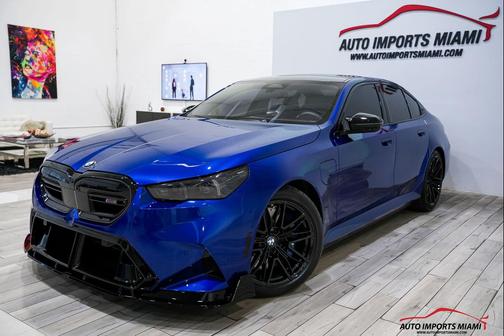 Marina Bay Blue Metallic 2026 BMW M5 Base