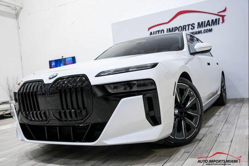 2023 BMW 760 i xDrive