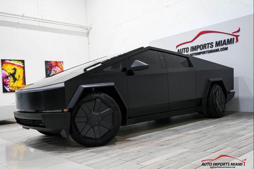 2024 Tesla Cybertruck Cyberbeast