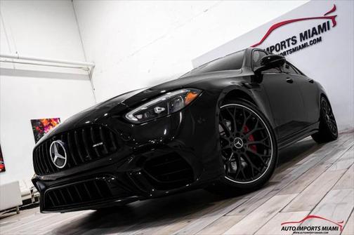2024 Mercedes-Benz AMG C 63 S E Performance