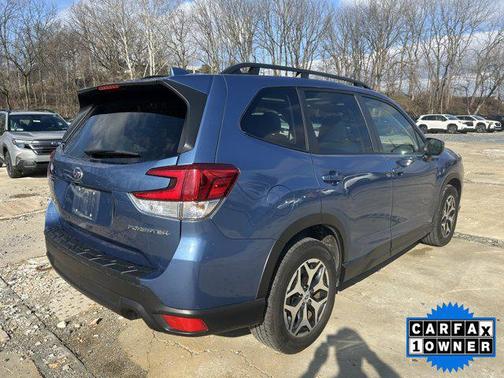 2022 Subaru Forester Premium