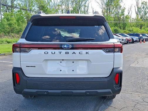 Crystal White 2026 Subaru Outback Premium