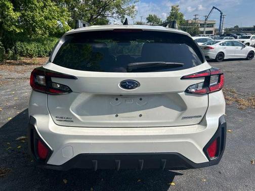 Crystal White Pearl 2024 Subaru Crosstrek Premium