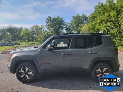 2022 Jeep Renegade Trailhawk