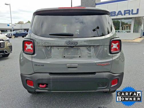 2022 Jeep Renegade Trailhawk