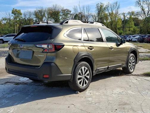 2025 Subaru Outback Premium