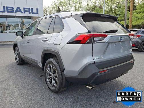2022 Toyota RAV4 Hybrid XLE Premium