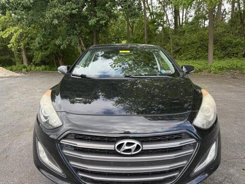 2016 Hyundai Elantra GT Base