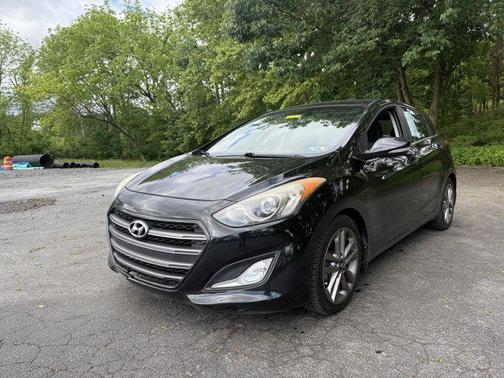 2016 Hyundai Elantra GT Base