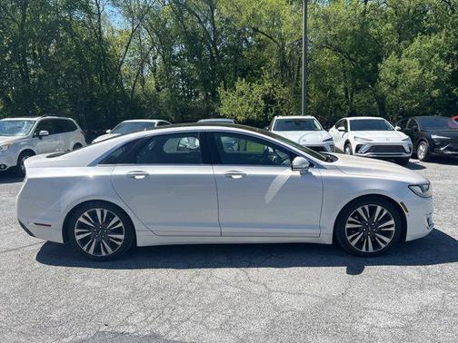 White Platinum Clearcoat Metallic 2017 Lincoln MKZ Reserve I
