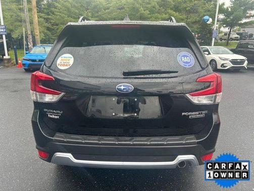 Crystal Black Pearl 2021 Subaru Forester Touring
