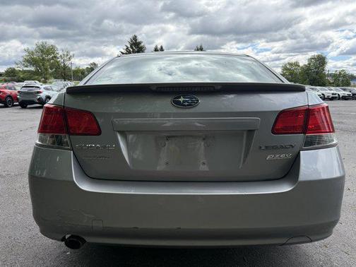 2011 Subaru Legacy Premium