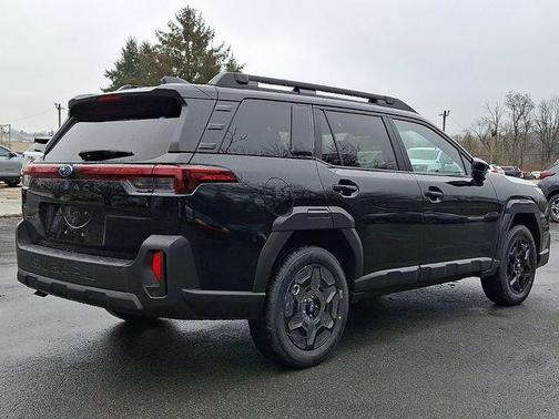 Crystal Black Pearl 2026 Subaru Outback Limited