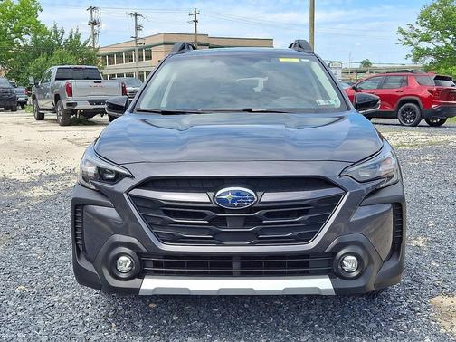 Magnetite Gray Metallic 2025 Subaru Outback Limited