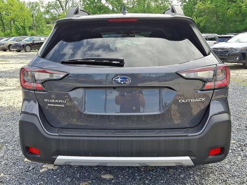 Magnetite Gray Metallic 2025 Subaru Outback Limited