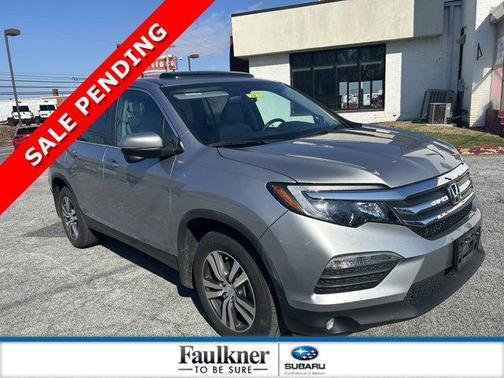Silver Metallic 2017 Honda Pilot EX-L