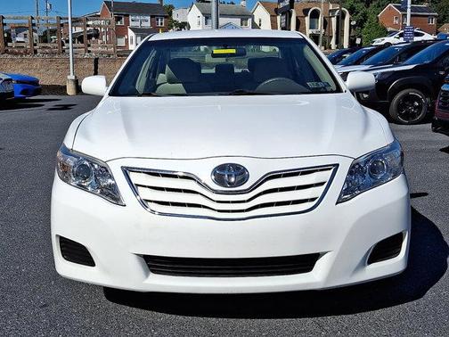 2011 Toyota Camry LE