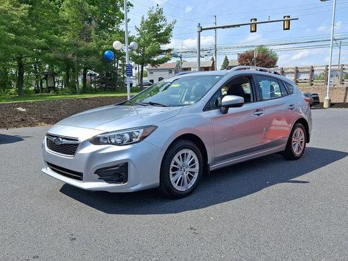 Ice Silver Metallic 2017 Subaru Impreza 2.0i Premium
