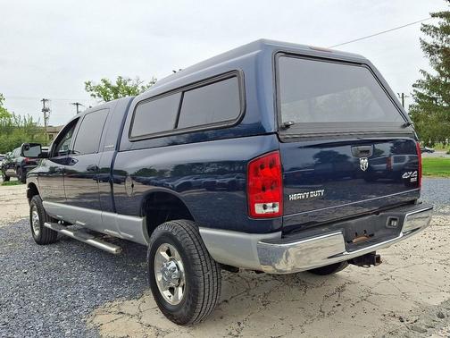 Patriot Blue Pearlcoat 2006 Dodge Ram 2500 SLT Mega Cab
