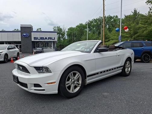 Oxford White Yz 2014 Ford Mustang V6 Premium