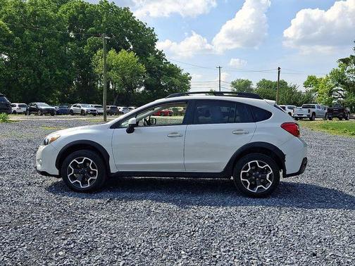 Crystal White Pearl 2015 Subaru XV Crosstrek 2.0i Premium