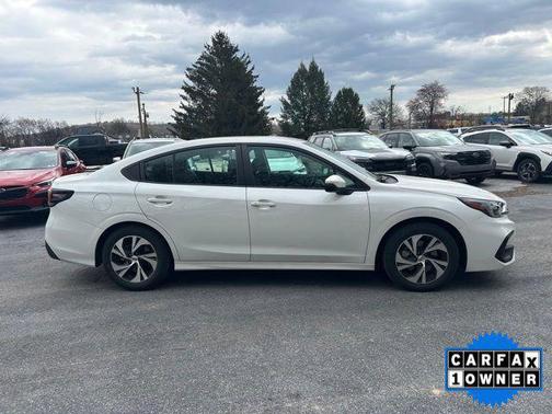 Crystal White Pearl 2024 Subaru Legacy Premium