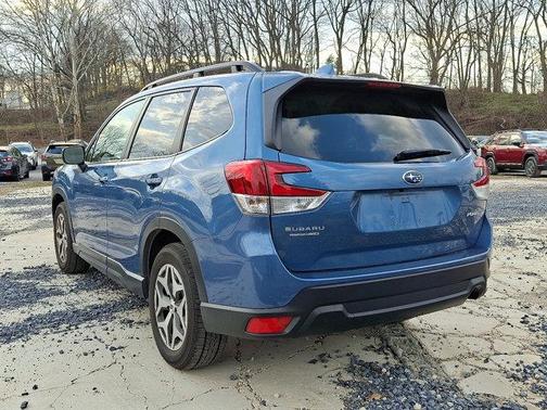 Horizon Blue Pearl 2022 Subaru Forester Premium
