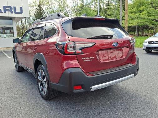 Crimson Red Pearl 2023 Subaru Outback Limited