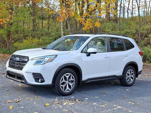 2024 Subaru Forester Premium