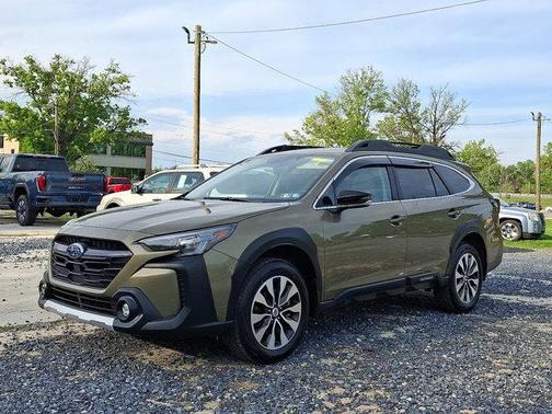 Autumn Green Metallic 2025 Subaru Outback Limited