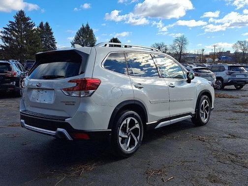 2023 Subaru Forester Touring