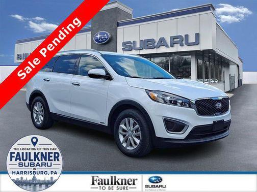 Snow White Pearl 2016 Kia Sorento LX