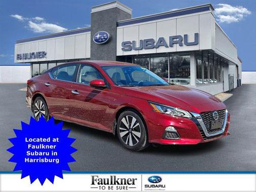 Scarlet Ember Tintcoat 2022 Nissan Altima 2.5 SV