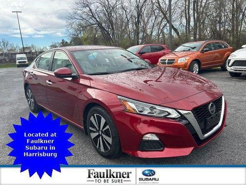 Scarlet Ember Tintcoat 2022 Nissan Altima 2.5 SV