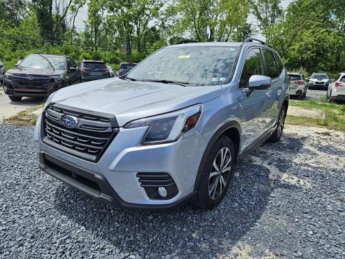 Ice Silver Metallic 2022 Subaru Forester Limited
