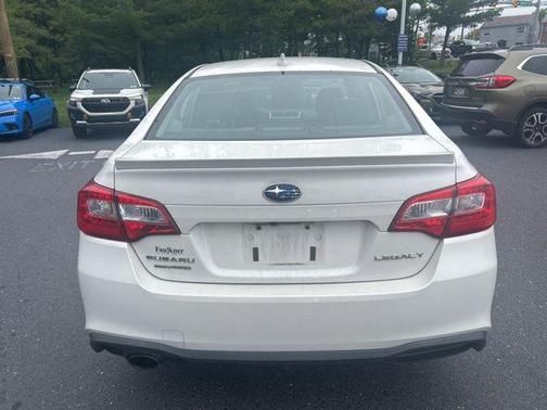 Crystal White Pearl 2019 Subaru Legacy Sport