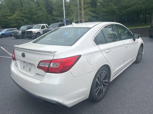 Crystal White Pearl 2019 Subaru Legacy Sport