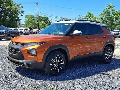 Vivid Orange Metallic 2022 Chevrolet Trailblazer ACTIV
