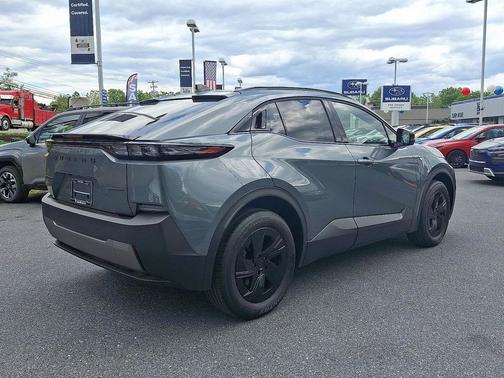 Coastal Wolf Gray Metallic 2026 Subaru Uncharted Sport