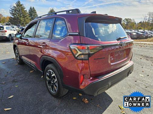 2025 Subaru Forester Base