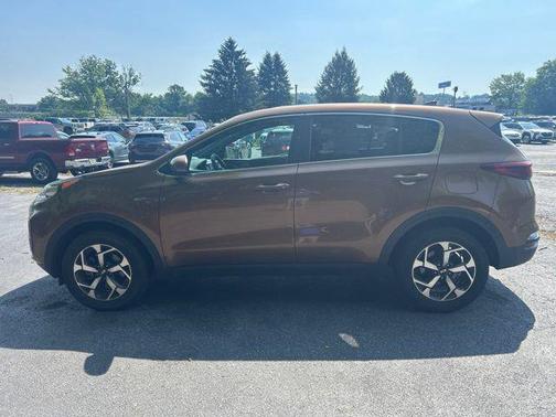 Burnished Copper 2020 Kia Sportage LX