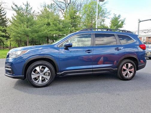 Abyss Blue Pearl 2022 Subaru Ascent Premium 8-Passenger