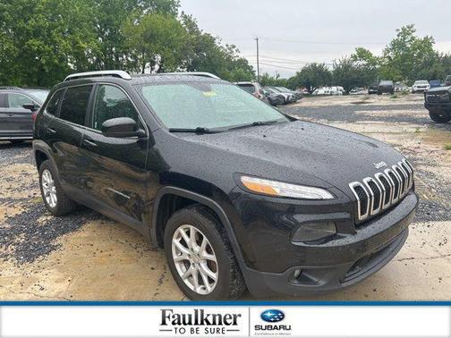 Brilliant Black Crystal Pearlcoat 2015 Jeep Cherokee Latitude