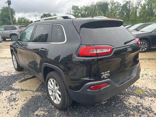 Brilliant Black Crystal Pearlcoat 2015 Jeep Cherokee Latitude