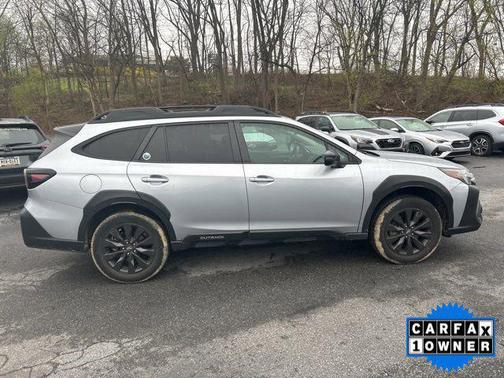 Ice Silver Metallic 2024 Subaru Outback Onyx Edition